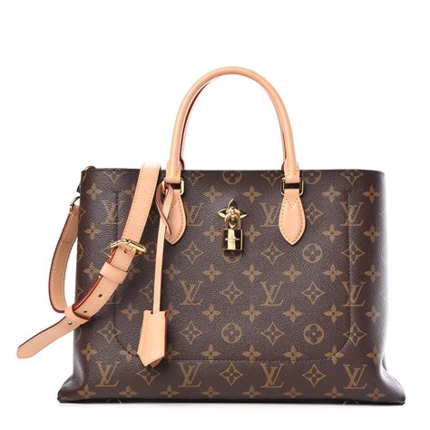 prix d'une malle louis vuitton|Louis Vuitton monogram flower tote.